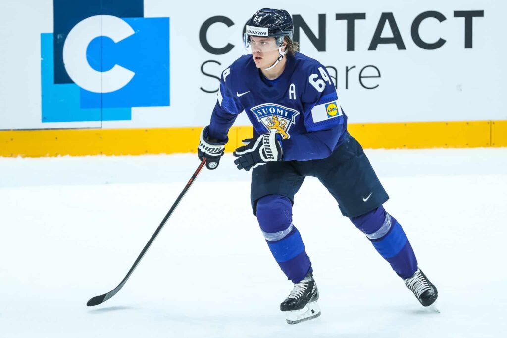 Mikael Granlund nappasi Dallasin reppuselkään! - maajoukkuetähdeltä uskomaton iltapuhde Mikael Granlund nappasi Dallasin reppuselkään! – maajoukkuetähdeltä uskomaton iltapuhde