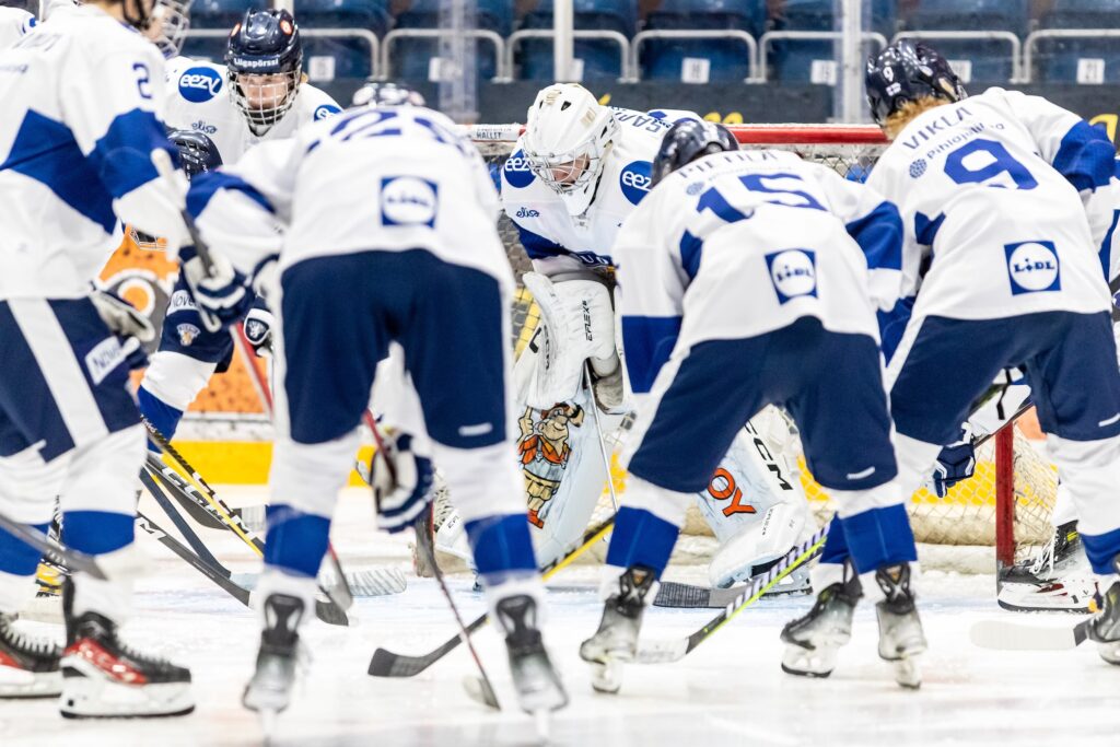 Nuorten Leijonien kotiturnaus oudossa tilanteessa: avausottelu peruttu Finnairin lakon takia Nuorten Leijonien kotiturnaus oudossa tilanteessa: avausottelu peruttu Finnairin lakon takia
