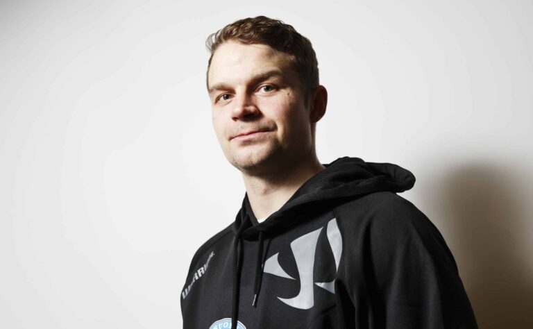 HS: Janne Pesonen rikkoi hiljaisuuden – näin NHL-yllätys paljastui