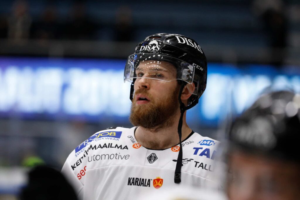 IL: Särkynyt Leijona-mörssäri jatkaa uraansa