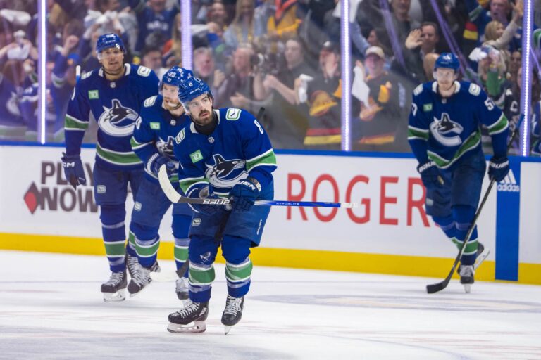 NHL-seuran ympärillä kuohuu – ytimekäs vastaus pysäytti heti huhumyllyn