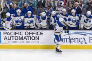 Jarmo Kekäläinen rysäytti uuden kiinnityksen – entinen NHL-puolustaja tarttui haaviin