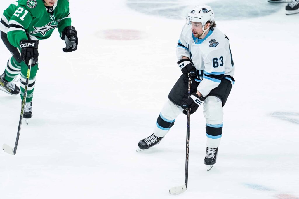 Suomalaishyökkääjä sai lähteä – NHL-kauppa vei Torontoon Suomalaishyökkääjä sai lähteä – NHL-kauppa vei Torontoon