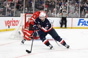 NHL-seura sai synkän uutisen – pudotuspelitaistelusta katoaa nyt tärkein palanen