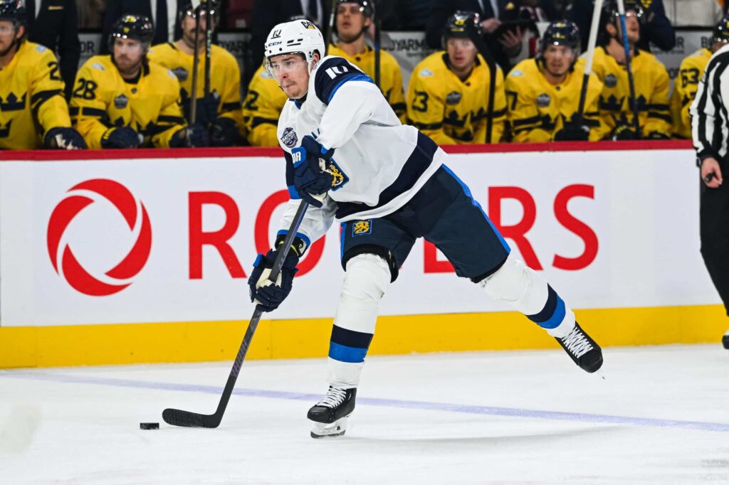 Täyskäännös NHL:ssä - Leijona-puolustajan tilanteessa muhii yllätys Täyskäännös NHL:ssä – Leijona-puolustajan tilanteessa muhii yllätys