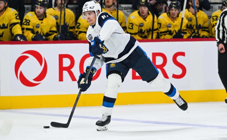 Täyskäännös NHL:ssä – Leijona-puolustajan tilanteessa muhii yllätys
