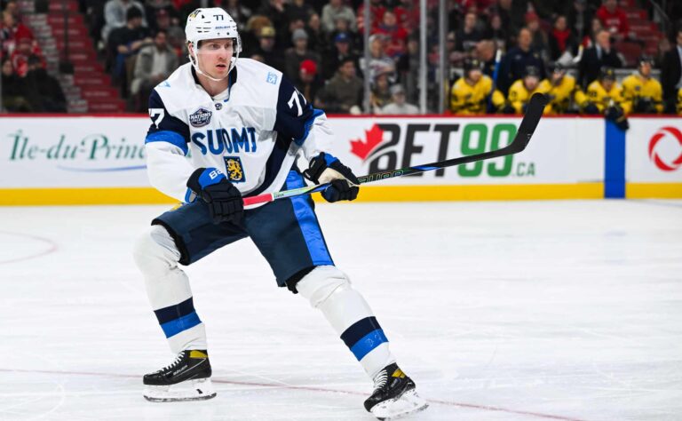 Synkkä ketjureaktio käynnissä – Leijonien puolustus elää kohtalon hetkiä