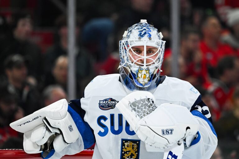 NHL: Leijonien tähtivahti näkee valoa tunnelin päässä