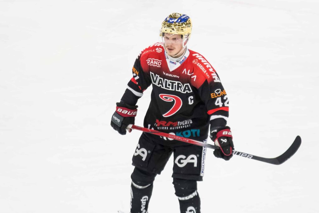 Talousluvut kertoo karmeaa kieltä – Liiga-seuralla jättiongelmat