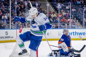 Suomalaishyökkääjä loistaa NHL-tilastoissa – laukoi suoraa tekstiä IS:lle MM-kisoista