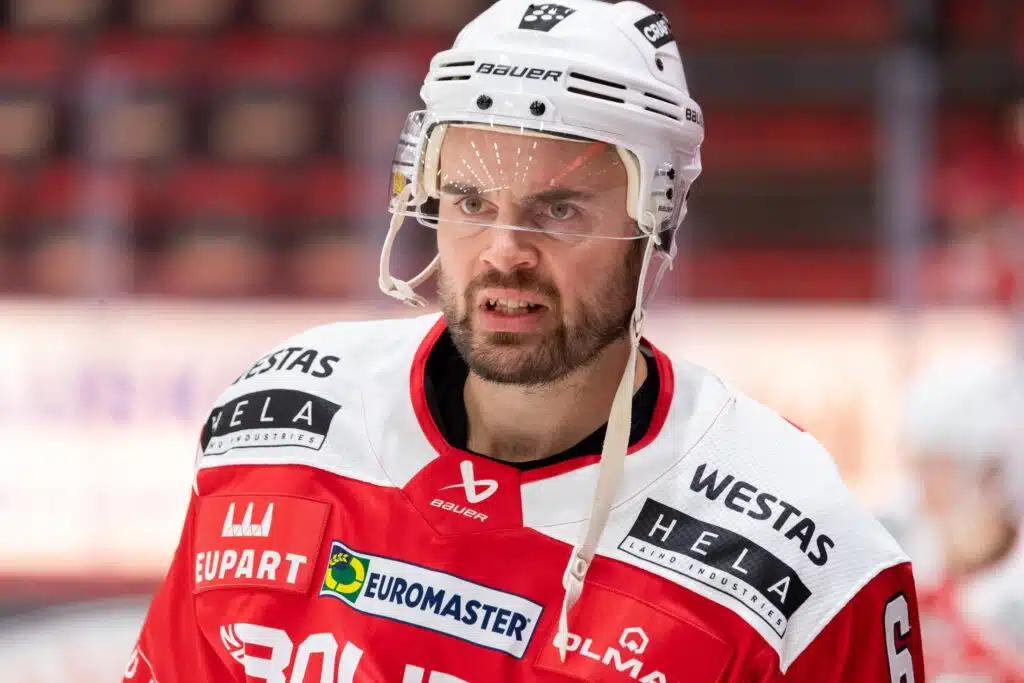 Suorapuheiset Leijona-tähdet vaihtoivat areenaa – kipinöitä riittää jatkossakin