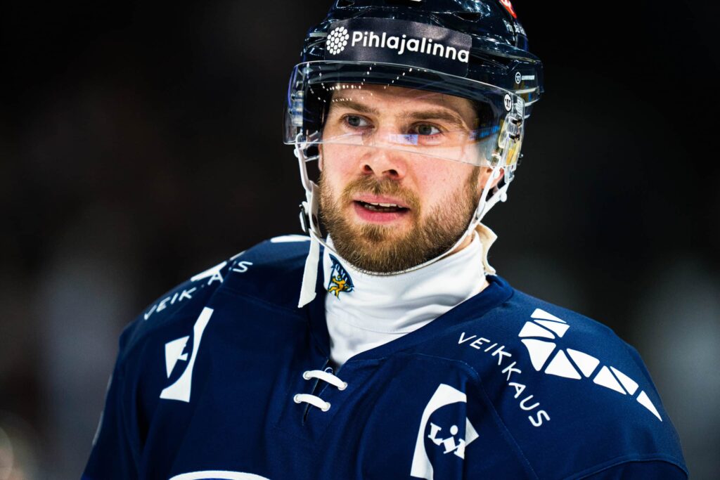 Finaaleista Leijoniin – huippukauden pelannut puolustaja jahtaa MM-paikkaa