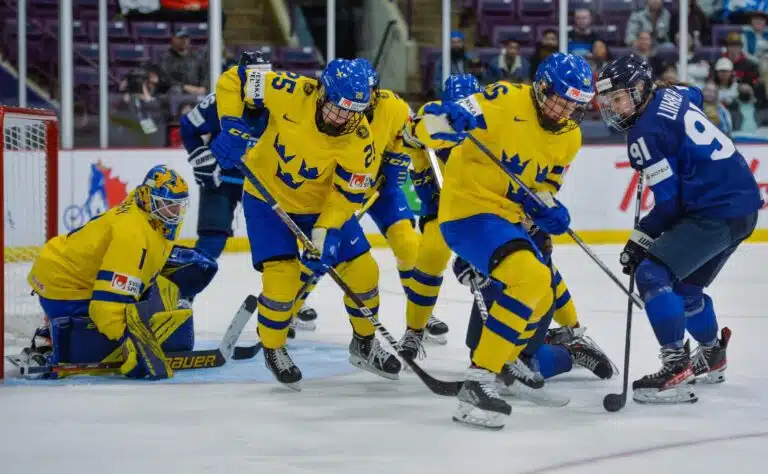 Ruotsin valmentaja kiehahti Lahdessa – yksi asia sai verenpaineen nousemaan