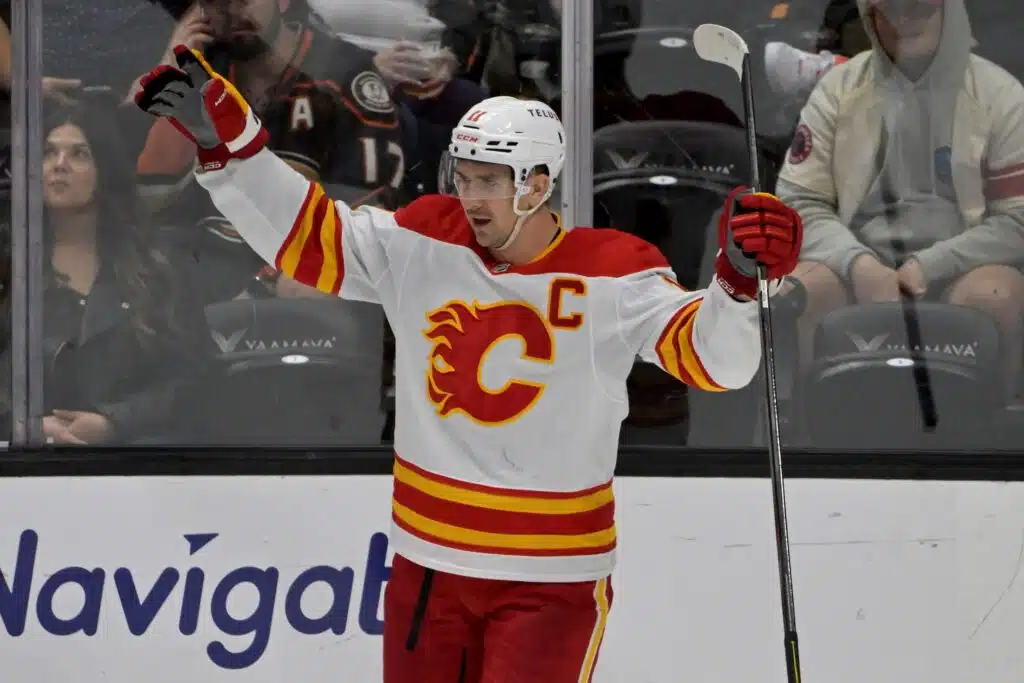 ”Luulin olevani listalla korkeammalla” – Ruotsin NHL-kapteeni vuodatti pettymystään