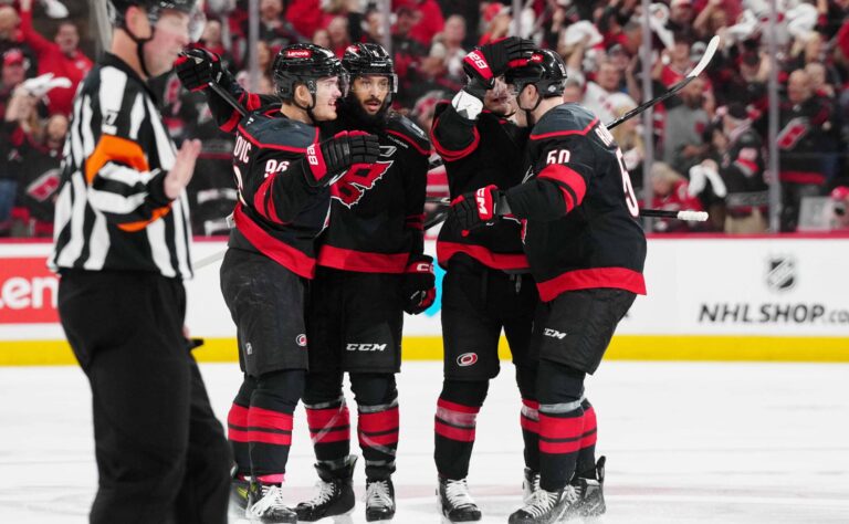 Carolina Hurricanes tavoittelee suuria – Sebastian Aholle nimekäs joukkuetoveri?