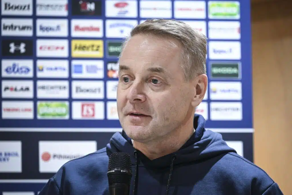 Naisleijonilla kokenut joukkue MM-kisoissa – ”Yhtenäisyys on iso vahvuutemme”