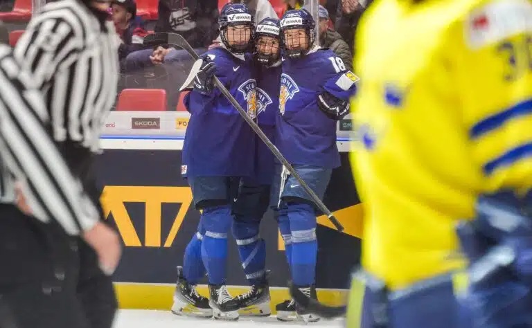 Yle: Tero Lehterä latasi suoran arvion – Naisleijonien tie vaatii jotain poikkeuksellista