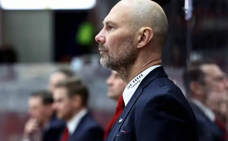 IL: Nuorten Leijonien valmentaja teki valintansa – Liigassa hierotaan käsiä