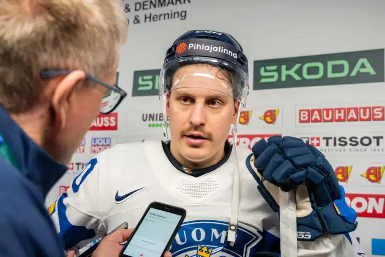 Leijona-tähden NHL-tulevaisuus auki – ei sittenkään kultaista kädenpuristusta?