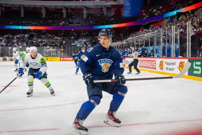 Suomalainen huippukiekkoilija teki valintansa – tie NHL:ään auki?