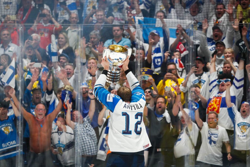 Näkökulma: Susijengin vai Leijonien saavutus kovempi?