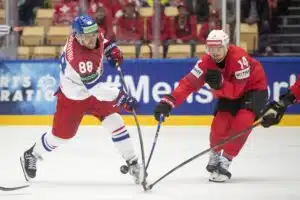 Tshekki valmis taistelemaan olympiakullasta? – kaksi supertähteä sai kunniaa NHL:ssä