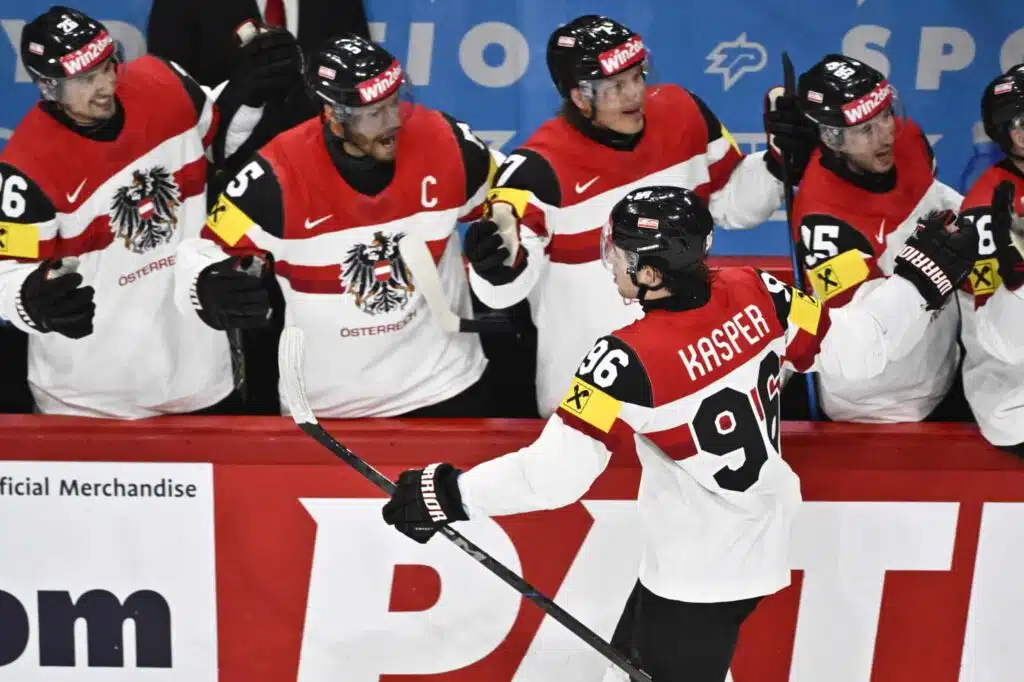 NHL:n superlupaus teki Mikael Granlundit – Leijona-tähden kikka loksautti leuat