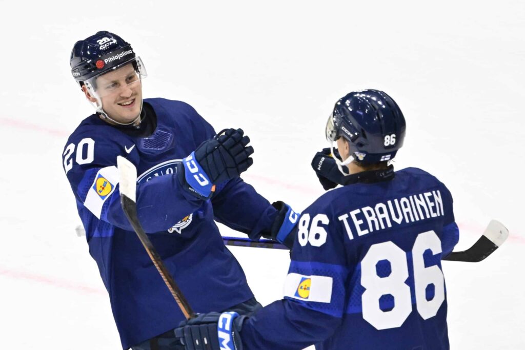 Teuvo Teräväinen ja Eeli Tolvanen rynnivät tehotilastojen kärkipaikoille