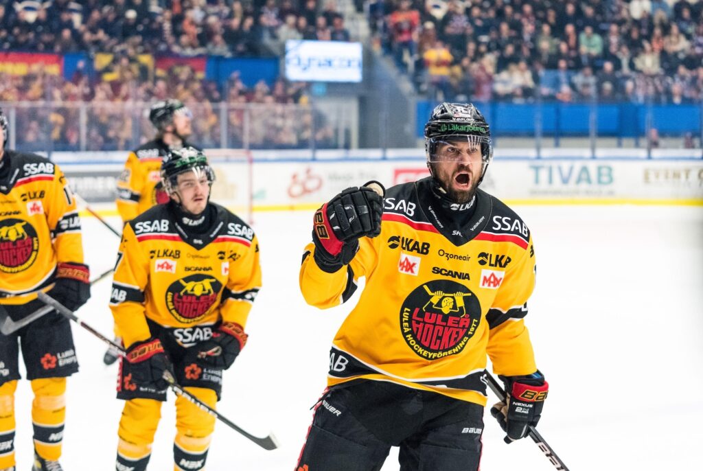 Suomalaisilta täysosuma SHL:ssä – jäällä ja katsomossa roihusi