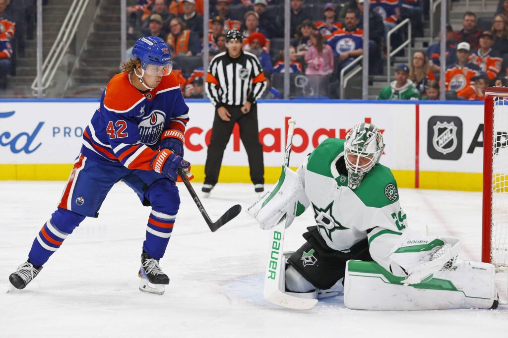 Edmontonille maukas voitto - suomalaiset tekivät NHL-historiaa Edmontonille maukas voitto – suomalaiset tekivät NHL-historiaa