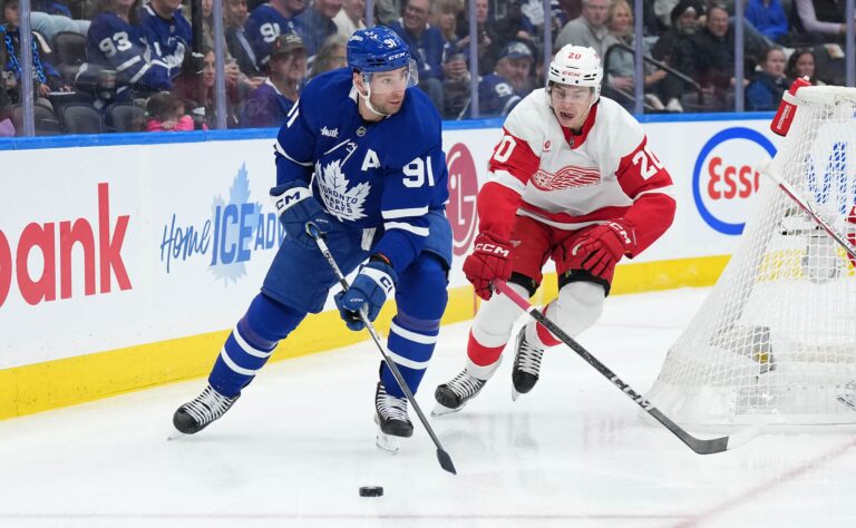 Toronton maaliruisku nousi Mats Sundinin rinnalle