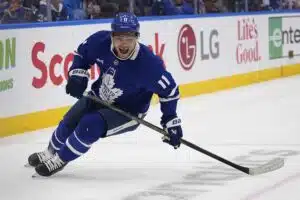 Yhdeksän vuoden putki katkesi – Toronto Maple Leafs romahti ja pukukopista tuli tyly viesti