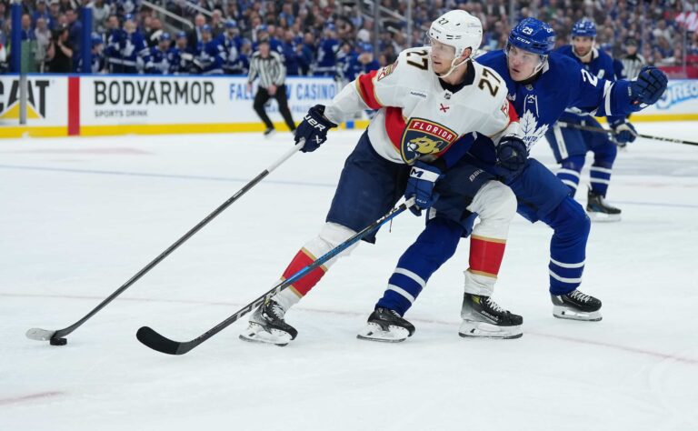 Vuoden 2019 sensaatiojoukkueen maailmanmestari ilmiliekeissä – Florida jatkoon NHL:ssä