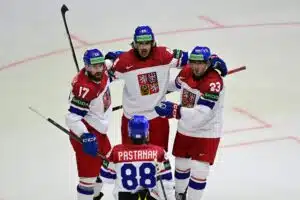 Asetelmat selvillä ennen Leijonien kohtalonottelua – Tshekin leiristä kajahti suora viesti