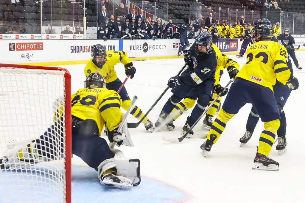 Täystyrmäys Pikkuleijonille – ”Emme saaneet parastamme irti”