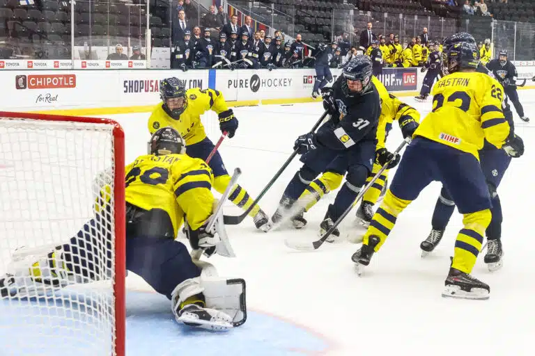 Täystyrmäys Pikkuleijonille – ”Emme saaneet parastamme irti”
