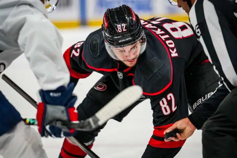 Jesperi Kotkaniemi hurjana – yksi isku päätti suomalaisen illan