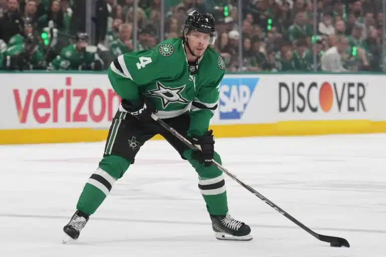 Leijona-tähti rikkoo rajoja NHL:ssä – iski pyöreät lukemat pöytään