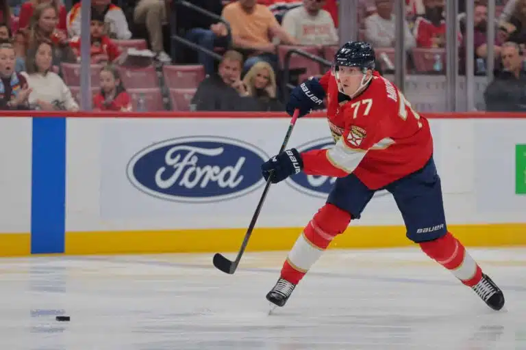 IS: NHL:n finaalisarja kuumenee – Niko Mikkola lupaa yhden asian