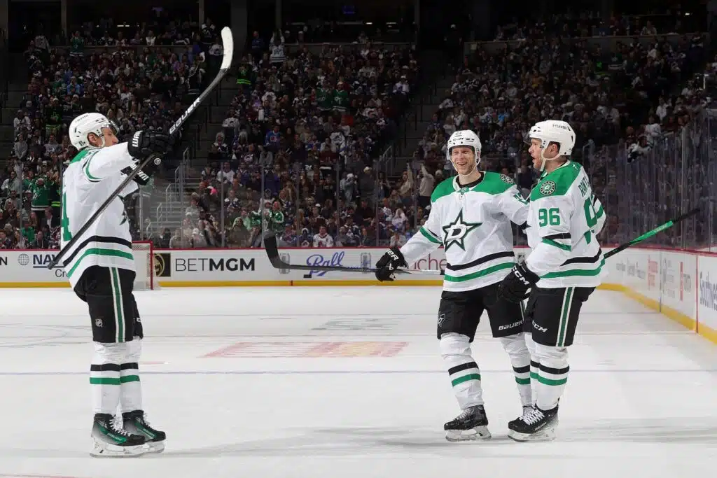 Dallas Stars murskasi Montrealin – suomalaistähdeltä silmiinpistävä reaktio