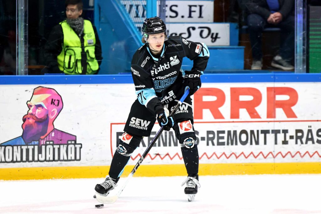 Laukaus kuin hevosenpotku – Liiga-sensaatio saa vihdoin tilaisuuden Leijonissa