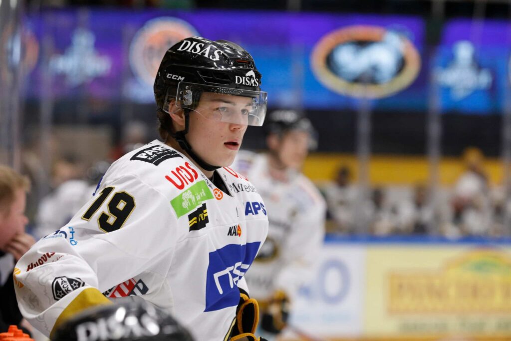 Luganolle huippuvahvistus - suomalaistähti jättää NHL:n Luganolle huippuvahvistus – suomalaistähti jättää NHL:n