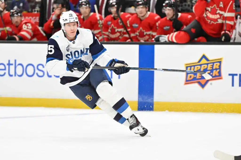 Anton Lundell onnistui – Floridan kiri Stanley Cup -finaaliuusinnassa jäi tyngäksi