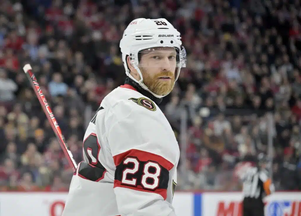 Carolina iski NHL:n markkinoilla – toinen tähtihankinta kaatui kalkkiviivoilla