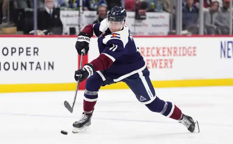 30 maalia täynnä – Coloradon olympiasankari liittyi NHL:n kovimpaan eliittiin