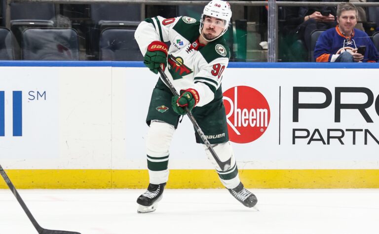 Ruotsalaistrio häikäisi NHL:ssä – ”Meillä on loistava kemia”