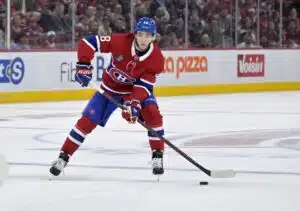 70,8 miljoonan kultasuoni – asiantuntija vertaa Montreal-tähden sopimusta Nathan MacKinnoniin
