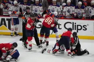 Viime vuosien dominoivin NHL-seura romahduksen partaalla – Leijonille mahdollisuus kukoistaa