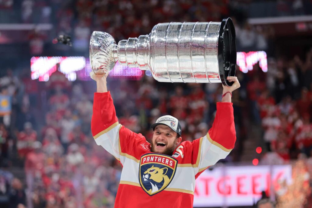 Aleksander Barkov vastasi huutoon – Ruudulta pysäyttävää ylistystä HS:lle Aleksander Barkov vastasi huutoon – Ruudulta pysäyttävää ylistystä HS:lle