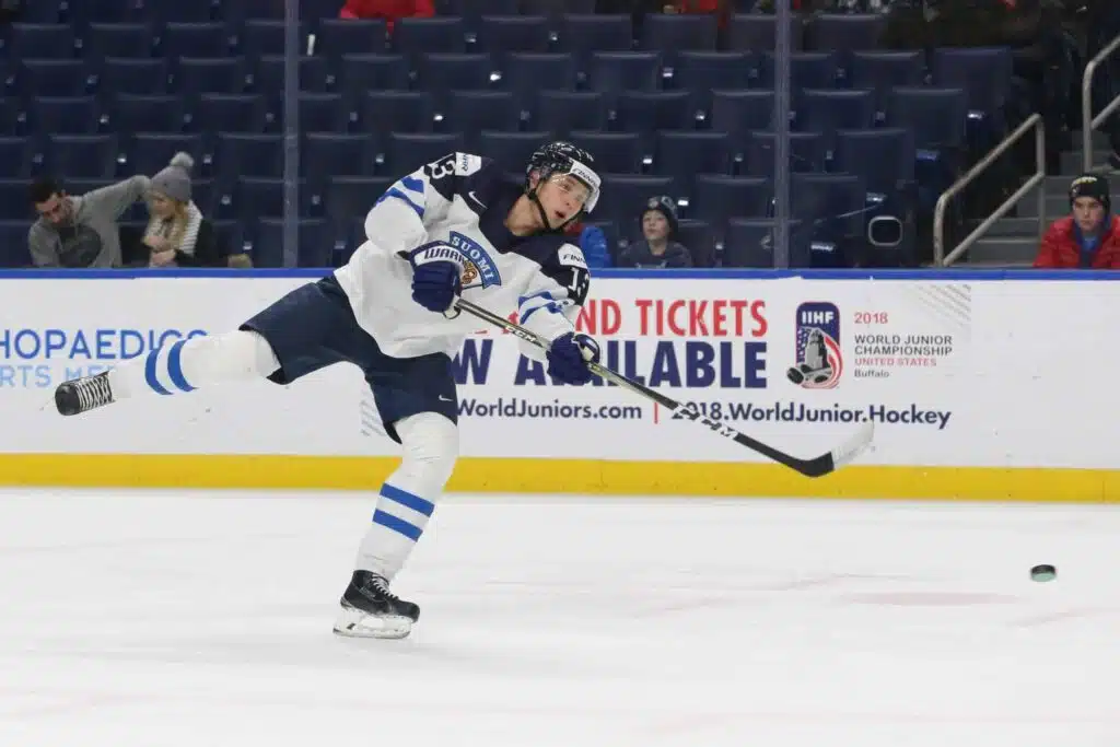 Leijonien maajoukkuetähti palaa tuttuun seuraan: ”Hän on hyökkäysvoimainen pelaaja”